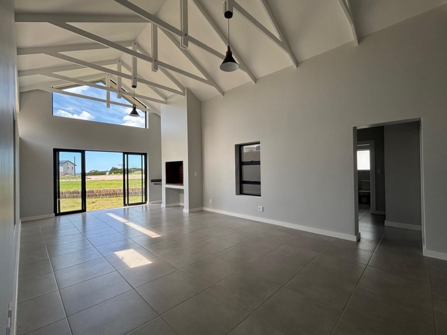 3 Bedroom Property for Sale in Hartland Lifestyle Estate Western Cape